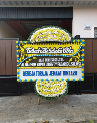 Papan Bunga Duka di Lolong Guba